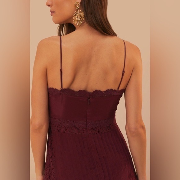 FARM RIO Purple Lace Sleeveless Midi Dress - Picture 6 of 6